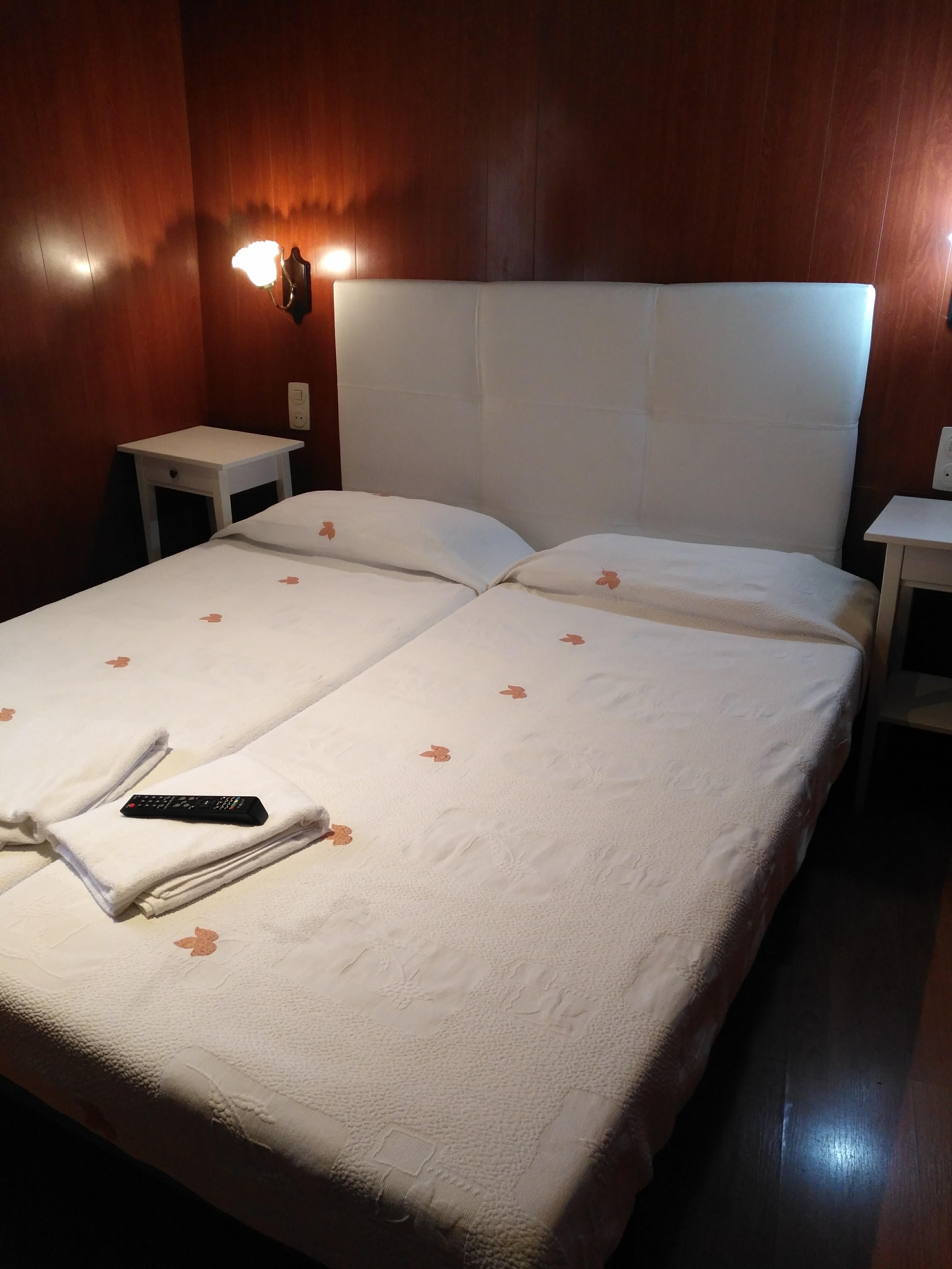 Hostal Porta De Nuria Ribes de Freser Kültér fotó