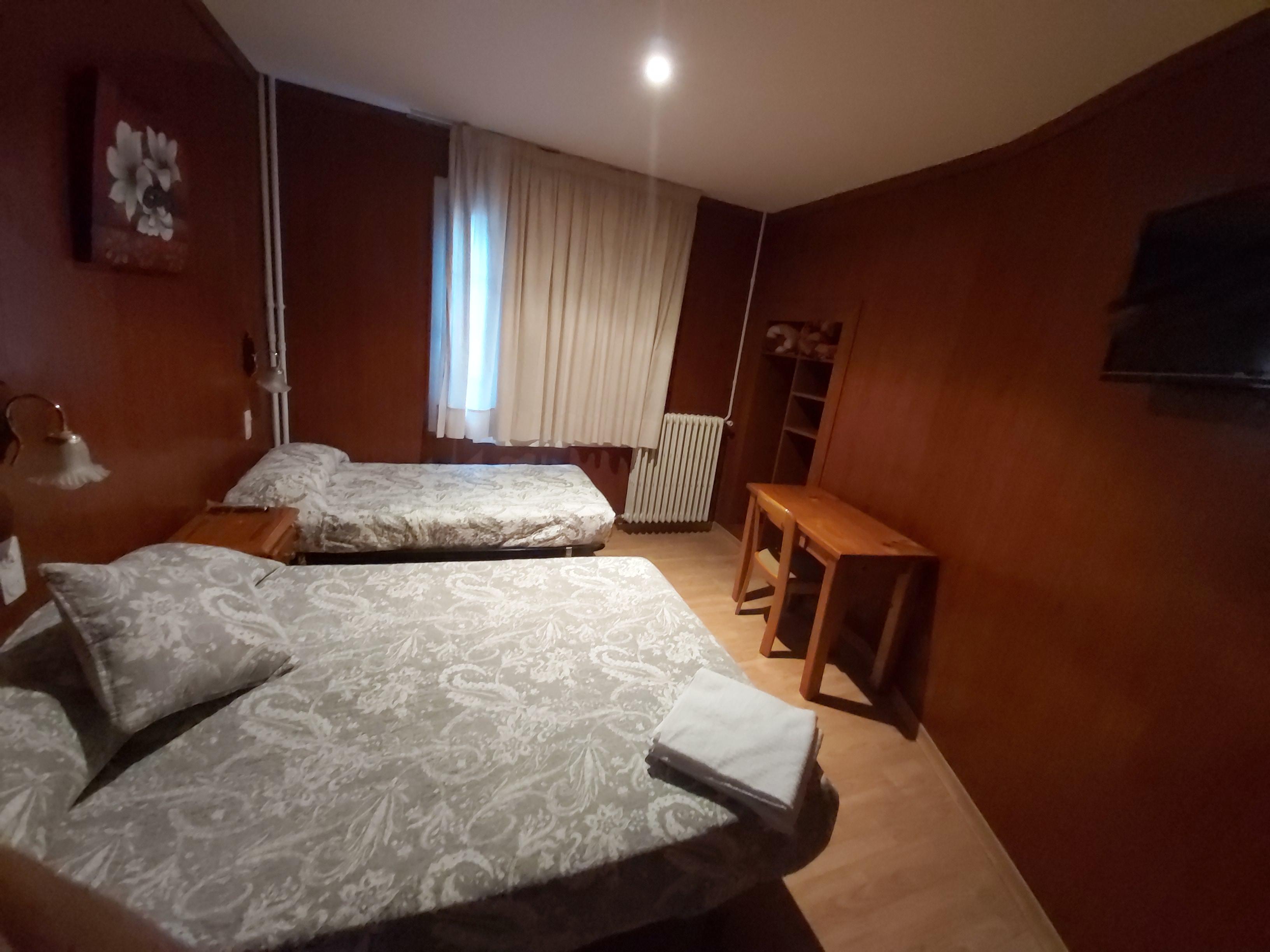 Hostal Porta De Nuria Ribes de Freser Kültér fotó
