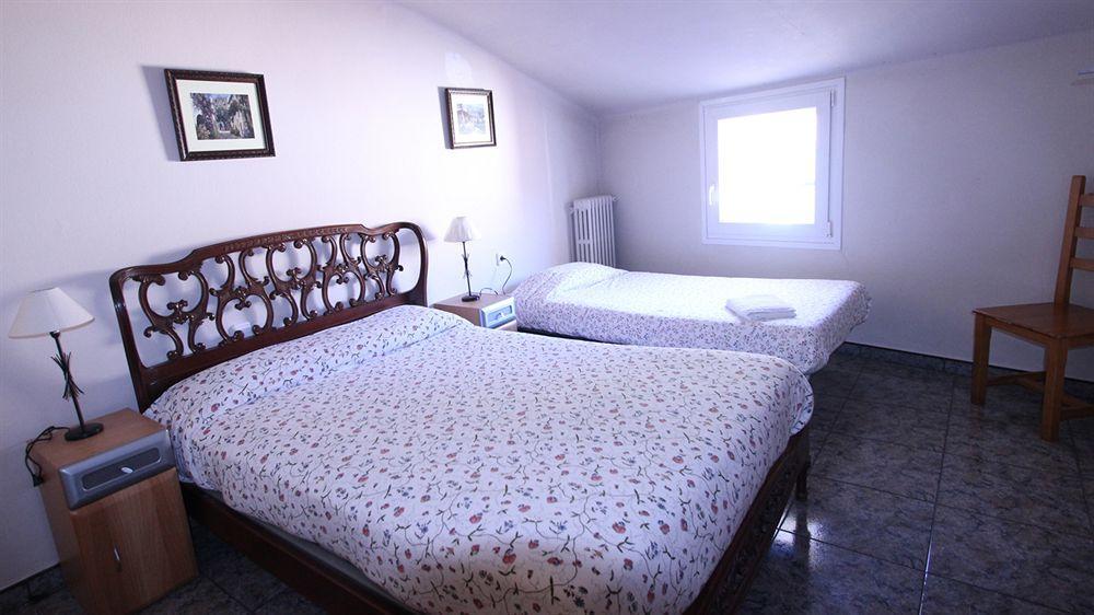 Hostal Porta De Nuria Ribes de Freser Kültér fotó