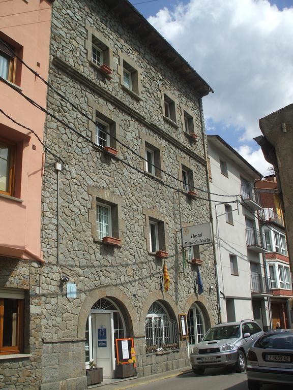 Hostal Porta De Nuria Ribes de Freser Kültér fotó