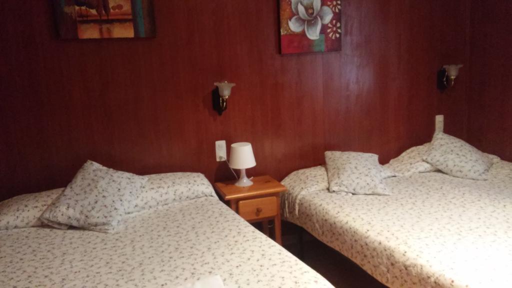 Hostal Porta De Nuria Ribes de Freser Kültér fotó